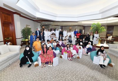 البحرين والكويت يعايد 150 طفلا