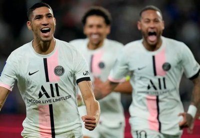 غوارديولا يستهدف التعاقد مع نجم المغرب