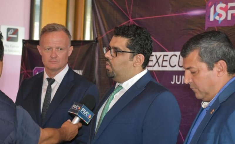 "الألعاب المدرسية" (البحرين 2024) تناقش خطة البطولة الترويجية مع الاتحاد الدولي