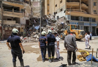 كارثة انهيار "عقار الإسكندرية".. تفاصيل ما حدث