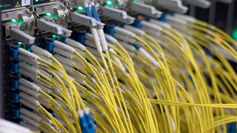 بايدن يستعد لتوزيع استثمارات بـ42 مليار دولار مخصصة للإنترنت
