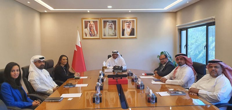 وكيل الزراعة يبحث تعزيز التعاون والشراكة مع بنك البحرين للتنمية
