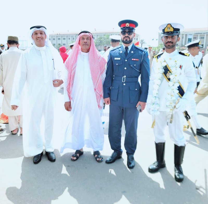 القنصل العام لمملكة البحرين في كراتشي يحضر تخريج عدد من الضباط البحرينيين من الأكاديمية البحرية الباكستانية