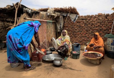 "هل ستسكت المدافع؟".. الحرب تحرم السودانيين فرحة عيد الأضحى