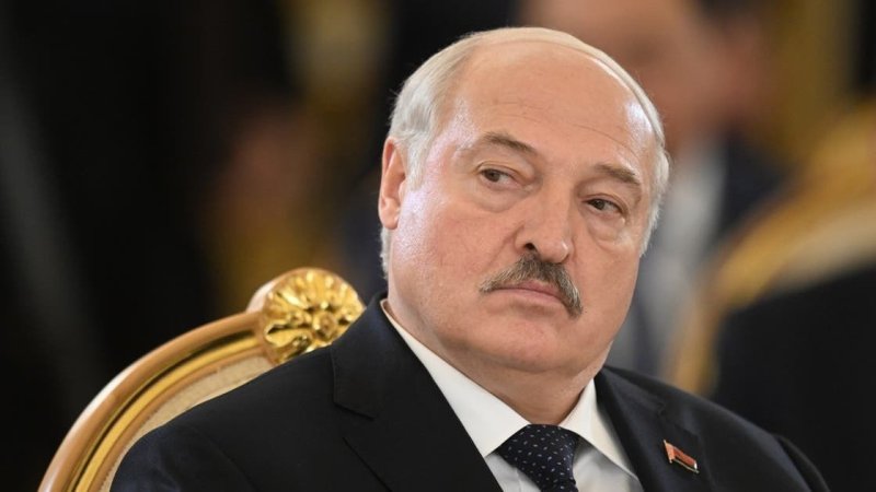 رئيس بيلاروسيا يحذر: خطر اندلاع حرب عالمية وارد