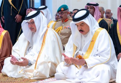 جلالة الملك المعظم يؤدي صلاة عيد الأضحى المبارك ويتبادل التهاني مع الحضور