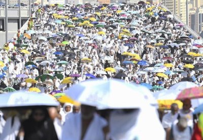 1000 حالة إجهاد حراري بين الحجاج.. ووزارة الصحة توضح أعراضه