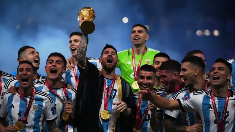 أبطال العالم يحافظون على صدارة تصنيف "فيفا"