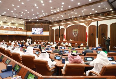 مصادر لـ"البلاد": تحرك نيابي لتعديل رواتب "الخاص" واستحداث "علاوة المعيشة"