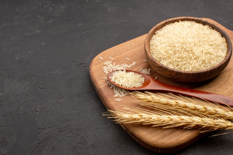 أضرار تلحق بجسمك عند الجمع بين الخبز والأرز.. فتوقف عن هذه العادة