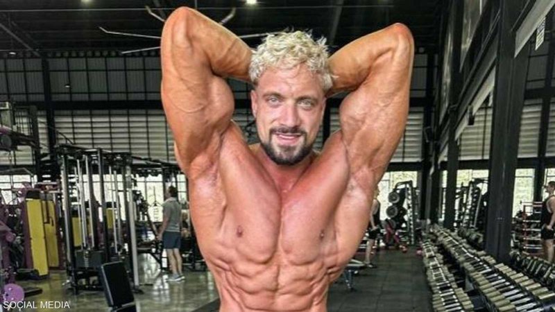 وفاة لاعب كمال أجسام شهير.. السبب "مرض غريب"