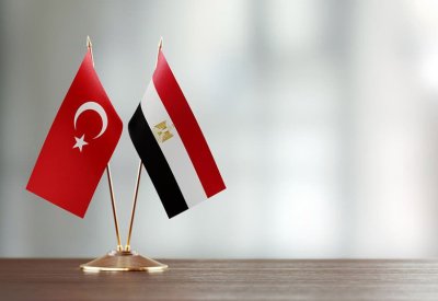 تركيا ومصر ترفعان مستوى العلاقات الدبلوماسية إلى السفراء