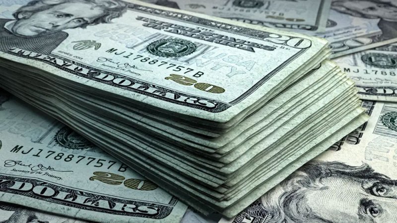 الدولار يستقر قبيل صدور محضر اجتماع الفيدرالي