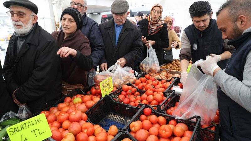 التضخم في تركيا يواصل التراجع إلى 38.2% خلال يونيو