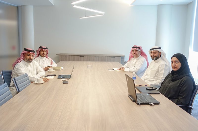 بحث مستجدات الربط السككي بين البحرين والسعودية عبر جسر الملك حمد