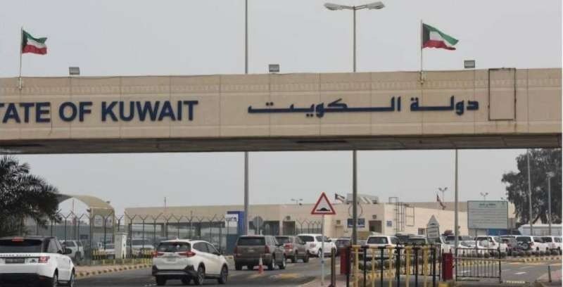 الكويت: إلزام المركبات غير الكويتية بسداد قيمة المخالفات المرورية قبل خروجها