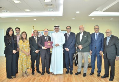 الوزير العصفور يؤكد أهمية تضافر الجهود في المجالات التنموية