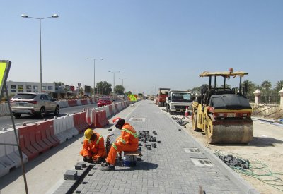 «الأشغال»: إنجاز 30 % من مشروع تطوير شارع الجنبية