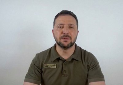 زيلينسكي: من العبث ألا تحصل أوكرانيا على عضوية الناتو
