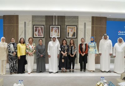 رئيس "غرفة البحرين" يبحث تعزيز التعاون مع جمعية "سيدات الأعمال"