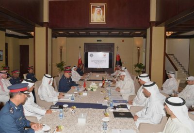 تشكيل فرق عمل تنفيذية مشتركة بين وزارتي الداخلية في البحرين والكويت للبحث في عدد من مجالات التعاون والتنسيق الأمني