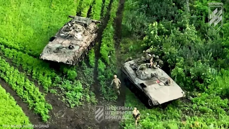أوكرانيا وروسيا تؤكدان استعار القتال في الشرق والجنوب