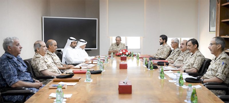 القائد العام لقوة دفاع البحرين يترأس الاجتماع الأول للمجلس الأعلى للمؤسسة العسكرية لتطوير التصنيع الحربي