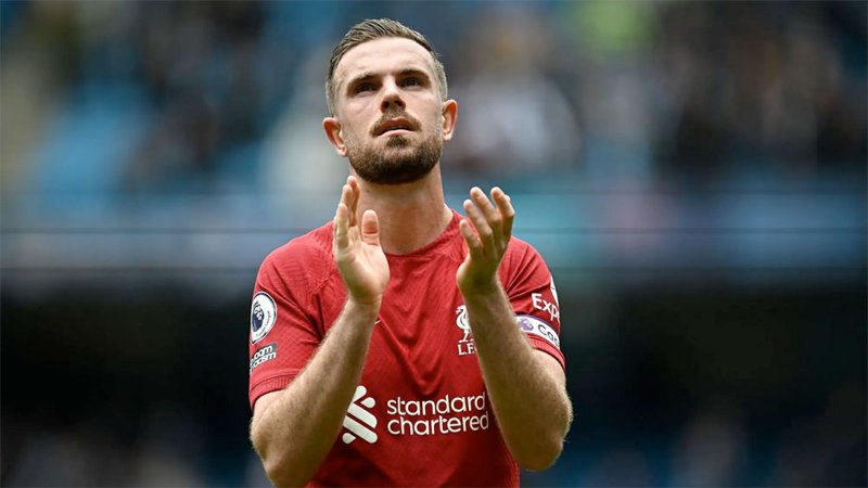 قائد ليفربول يفكر في "السعودية".. هل خطوة كلوب السبب؟