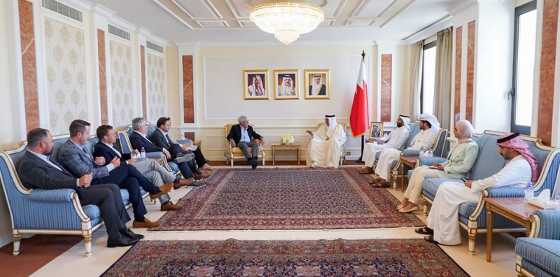 وزير الخارجية يستقبل وفد مجلس حماية أمريكا