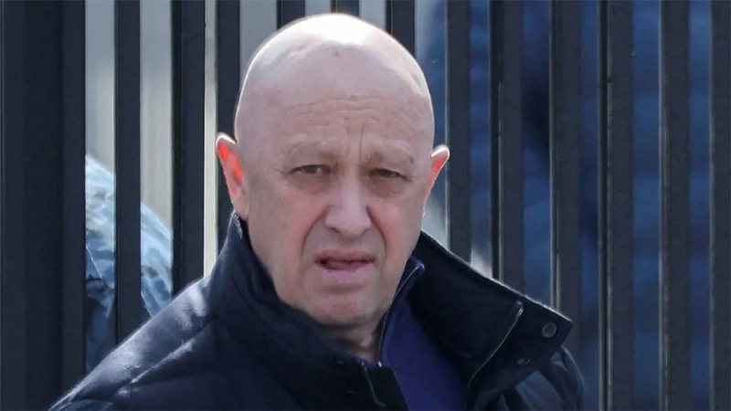 جنرال أميركي متقاعد يتوقع مقتل قائد فاغنر أو سجنه