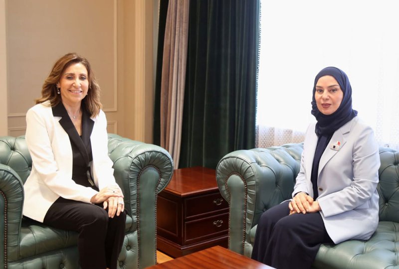 وزيرة الثقافة بجمهورية مصر العربية تلتقي سفيرة مملكة البحرين في القاهرة