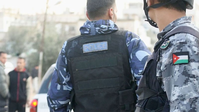 الأردن.. قتل طفلته بـ25 طعنة لأنها استخدمت هاتفه
