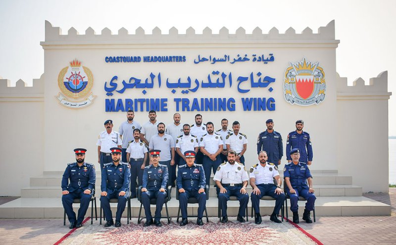 قائد خفر السواحل يفتتح دورة تفتيش القطع البحرية لموظفي شئون الجمارك