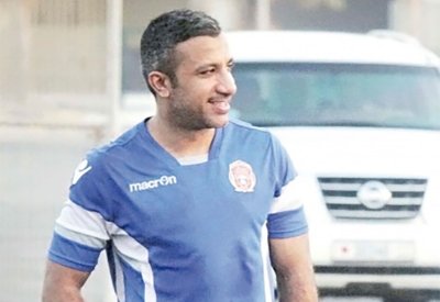نايف الماجد يواصل مهامه كمدير لفريق كرة القدم بنادي المحرق