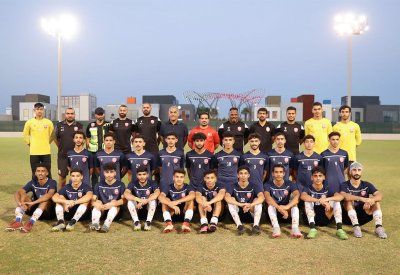 سمو الشيخ خليفة بن علي يشهد تحضيرات منتخب الشباب