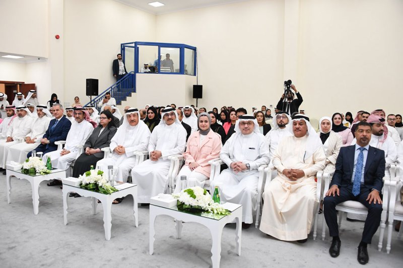 العصفور: البحرين تتميز بتجربة رائدة في السياسات الاجتماعية