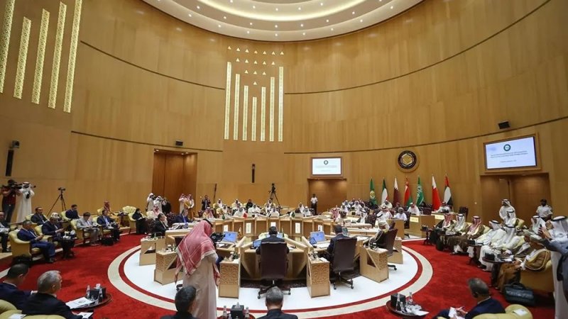 قمة خليجية مع دول آسيا الوسطى لتعزيز التعاون الاستراتيجي