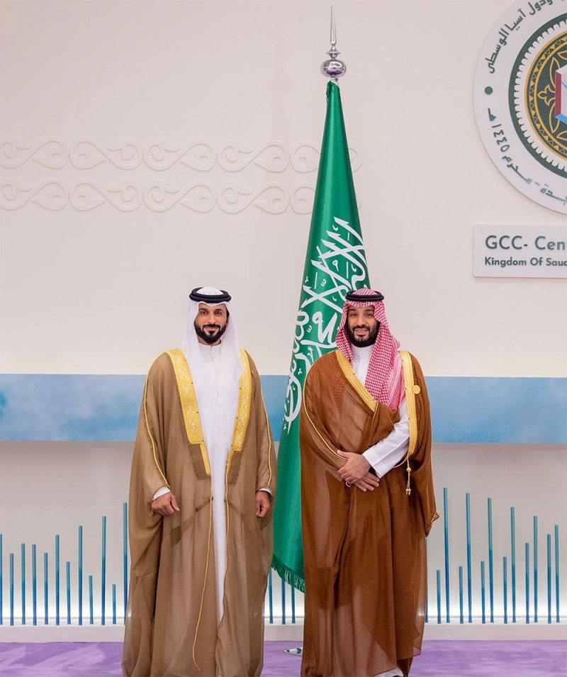 سمو الشيخ ناصر بن حمد آل خليفة ينشر عبر حسابه على الانستغرام قصيدة شعرية مهداة إلى صاحب السمو الملكي الأمير محمد بن سلمان آل سعود