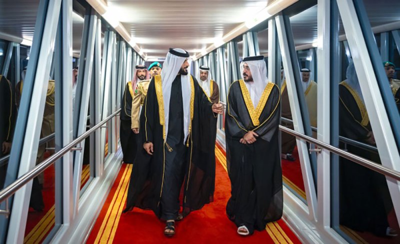 سمو الشيخ ناصر بن حمد يعود الى ارض الوطن بعد ترؤسه نيابة عن جلالة الملك المعظم اجتماع القمة الخليجية مع دول آسيا الوسطى