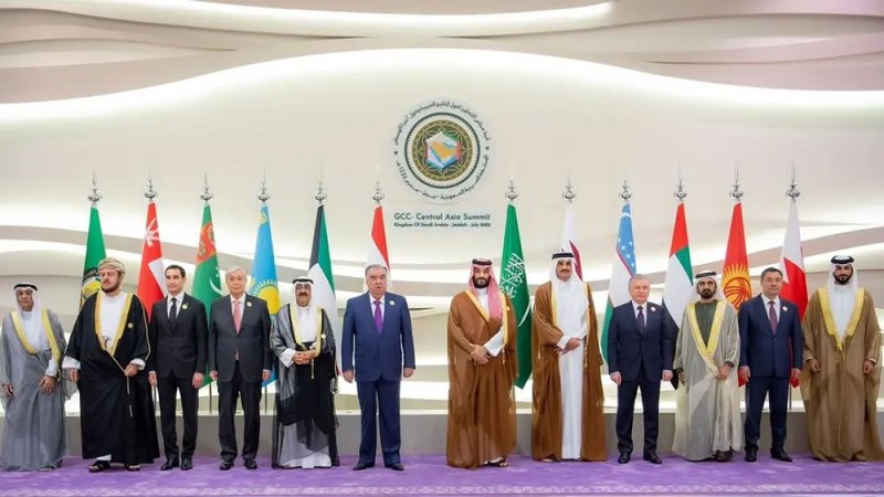 القمة الخليجية مع دول آسيا الوسطى تؤكد أهمية تعزيز العلاقات السياسية