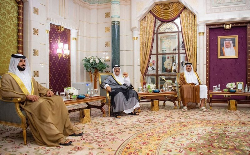 نيابة عن جلالة الملك المعظم.. سمو الشيخ ناصر بن حمد يشارك في اللقاء التشاوري لقادة دول مجلس التعاون