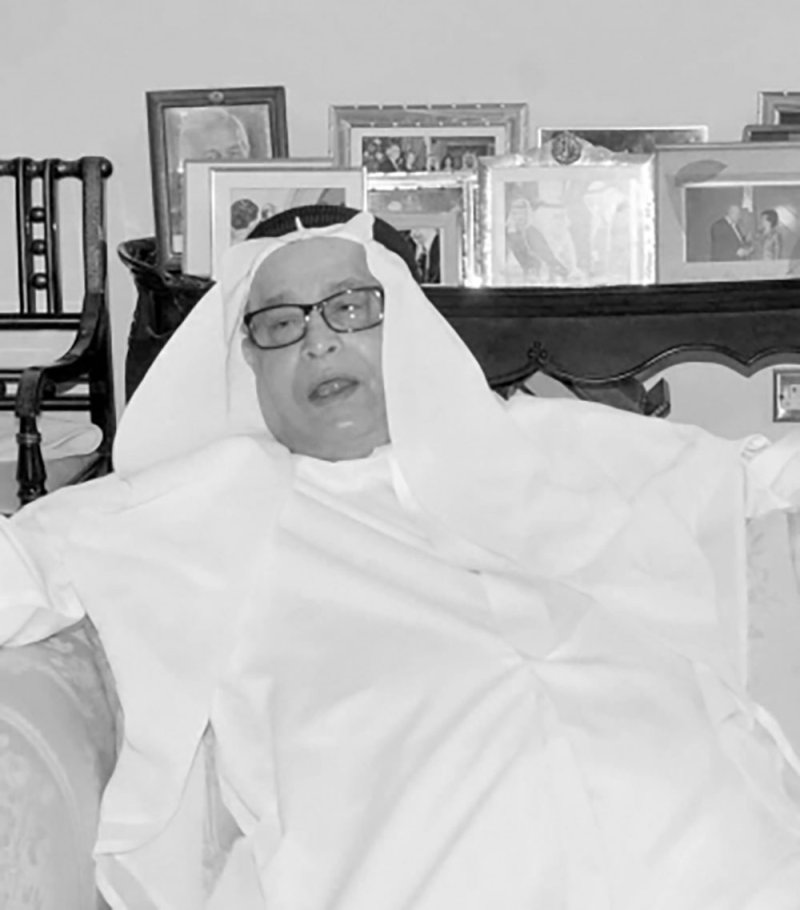 بحرينيون يعبّرون عن حزنهم الشديد لوفاة الدبلوماسي المخضرم كريم الشكر