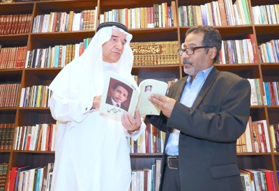 سرحان: مكتبتي تضم 4300 كتاب و84%؜ منها لمؤلفين بحرينيين