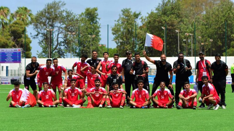 الأحمر المدرسي يفتتح بطولة العالم بالفوز على الصين تايبيه