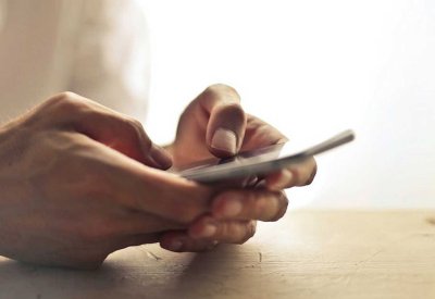 قصة حب برازيلية.. سرق هاتفها ثم قلبها