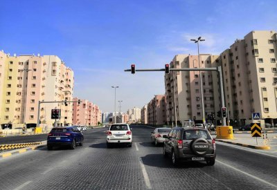 الأشغال": تعديل نظام ثلاث إشارات ضوئية على شارع 11 المؤدي إلى إسكان اللوزي