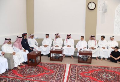 نائب محافظ المحرق يزور عدد من المآتم ويطلع على الخدمات المقدمة