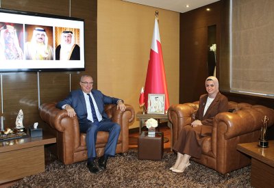 وزيرة شؤون الشباب تبحث التعاون الشبابي مع سفير دولة إسرائيل