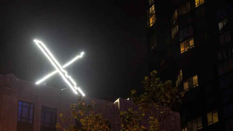 بسبب توهجه.. شعار "X" الجديد في سان فرانسيسكو يغضب جيرانه