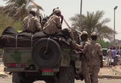 أمر بضبط قيادات سابقة بنظام البشير هربوا من السجن عقب مواجهات الجيش والدعم